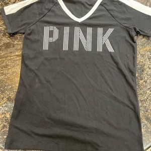 Victoria’s Secret Pink T-shirt size small NWT